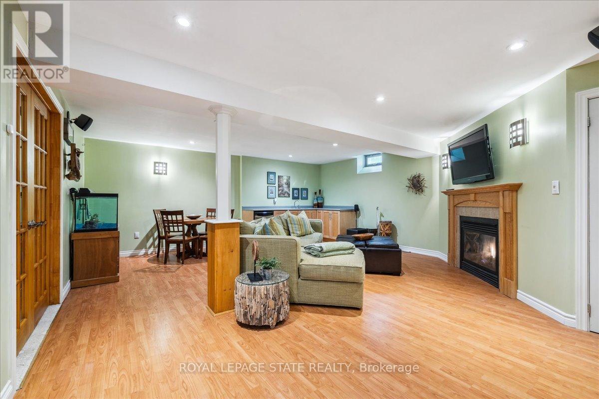 Photo 35 of 51 Napa Lane, Hamilton ON