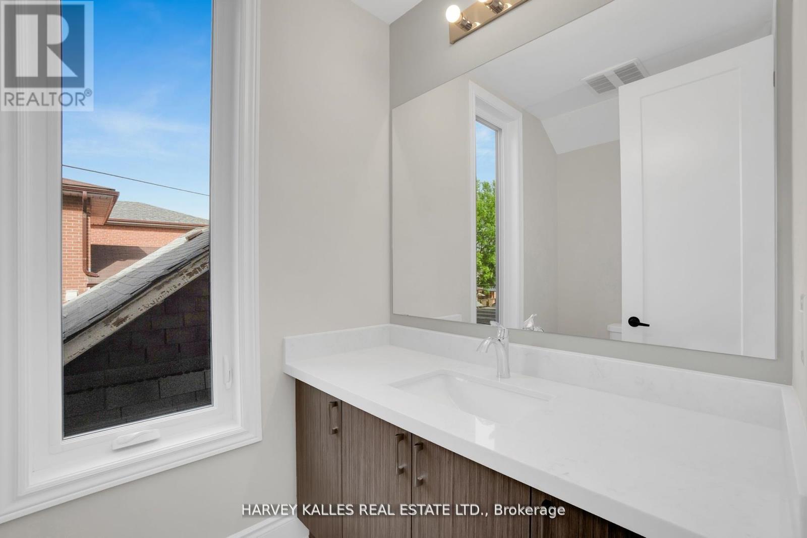 Photo 16 of 19 Lambton Avenue, Toronto ON