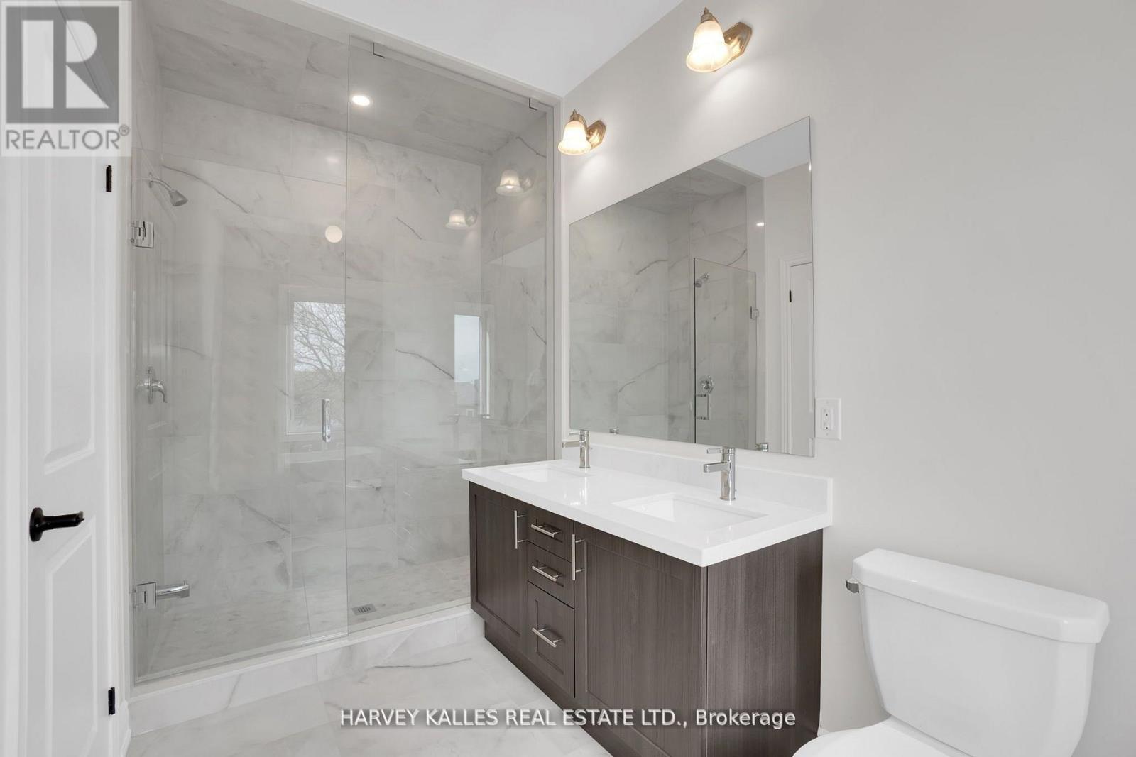 Photo 24 of 19 Lambton Avenue, Toronto ON