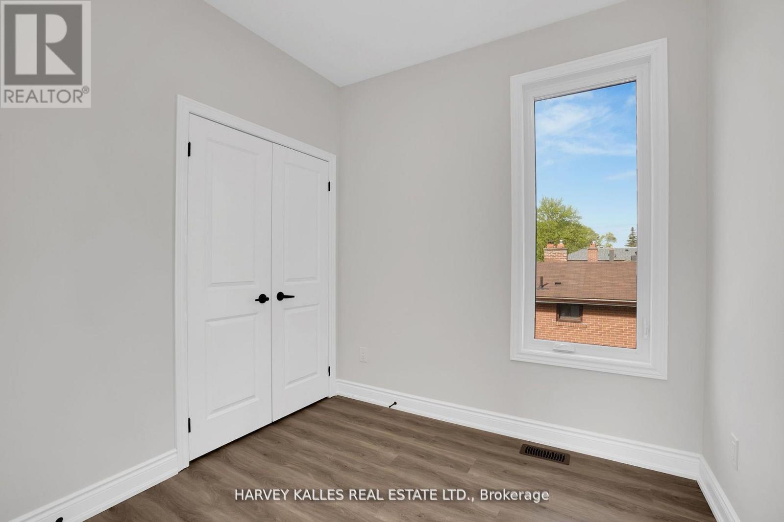 Photo 27 of 19 Lambton Avenue, Toronto ON