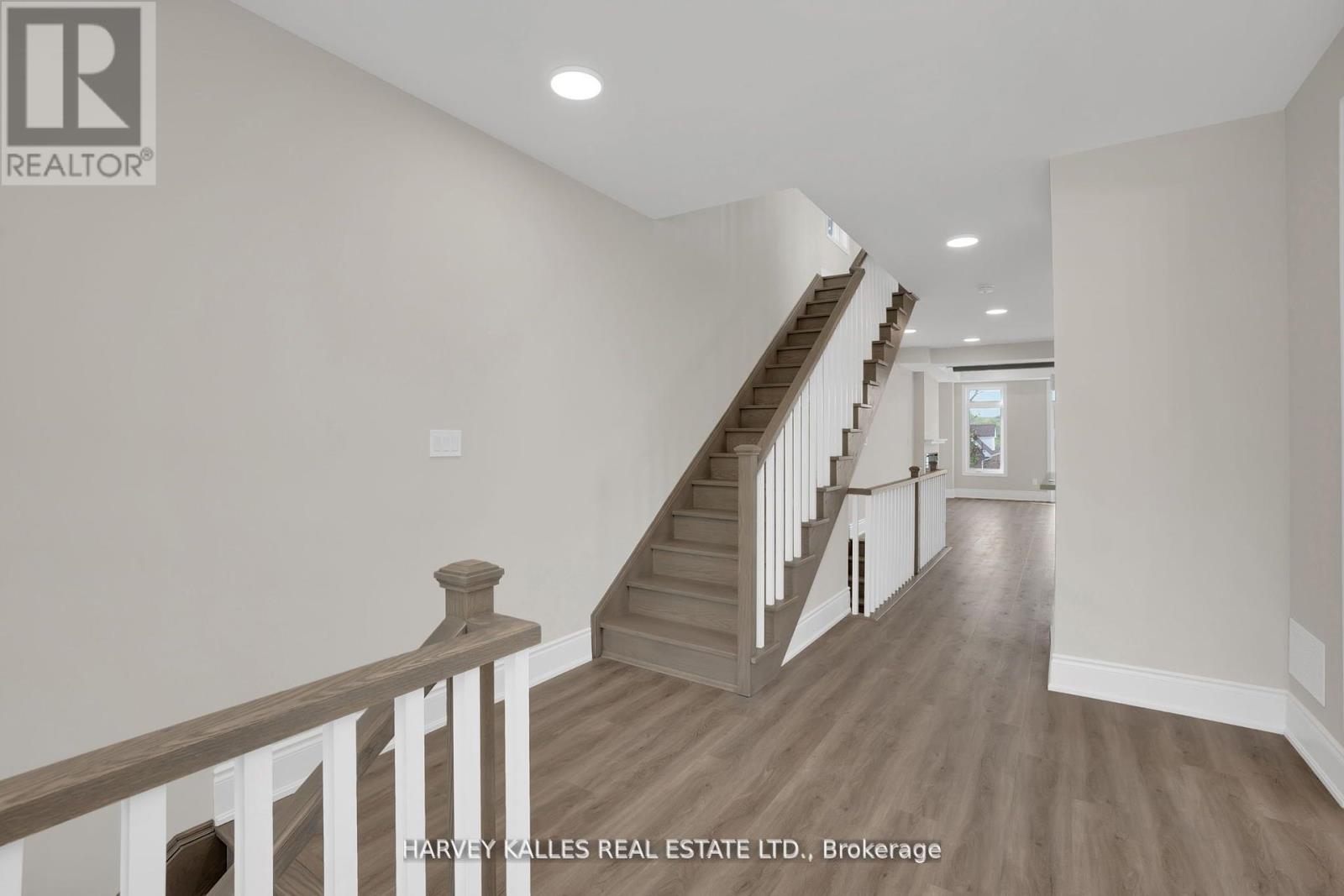 Photo 4 of 19 Lambton Avenue, Toronto ON