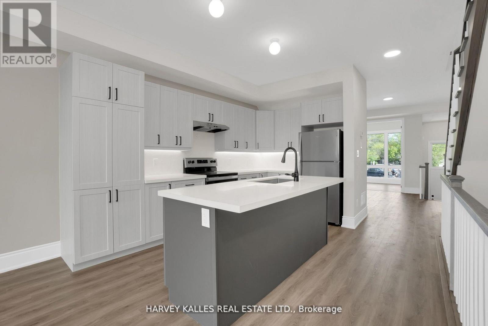 Photo 7 of 19 Lambton Avenue, Toronto ON