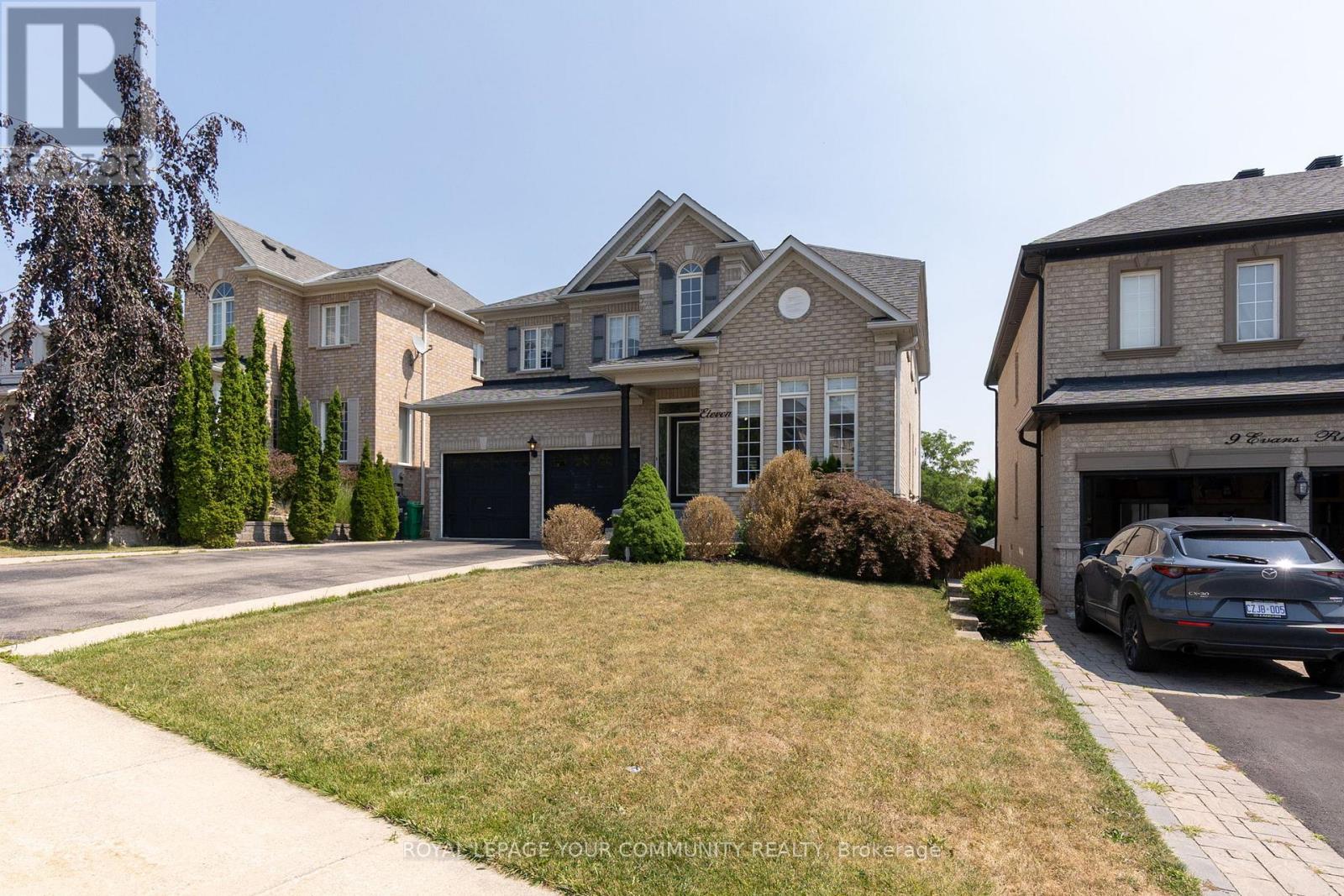 Photo 2 of 11 Evans Ridge, Caledon ON