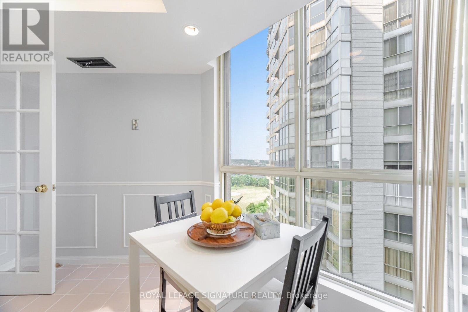 Photo 25 of 1501 55 Kingsbridge Garden Circle, Mississauga ON