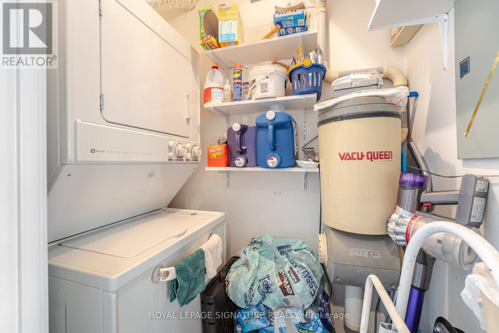 Photo 32 of 1501 55 Kingsbridge Garden Circle, Mississauga ON