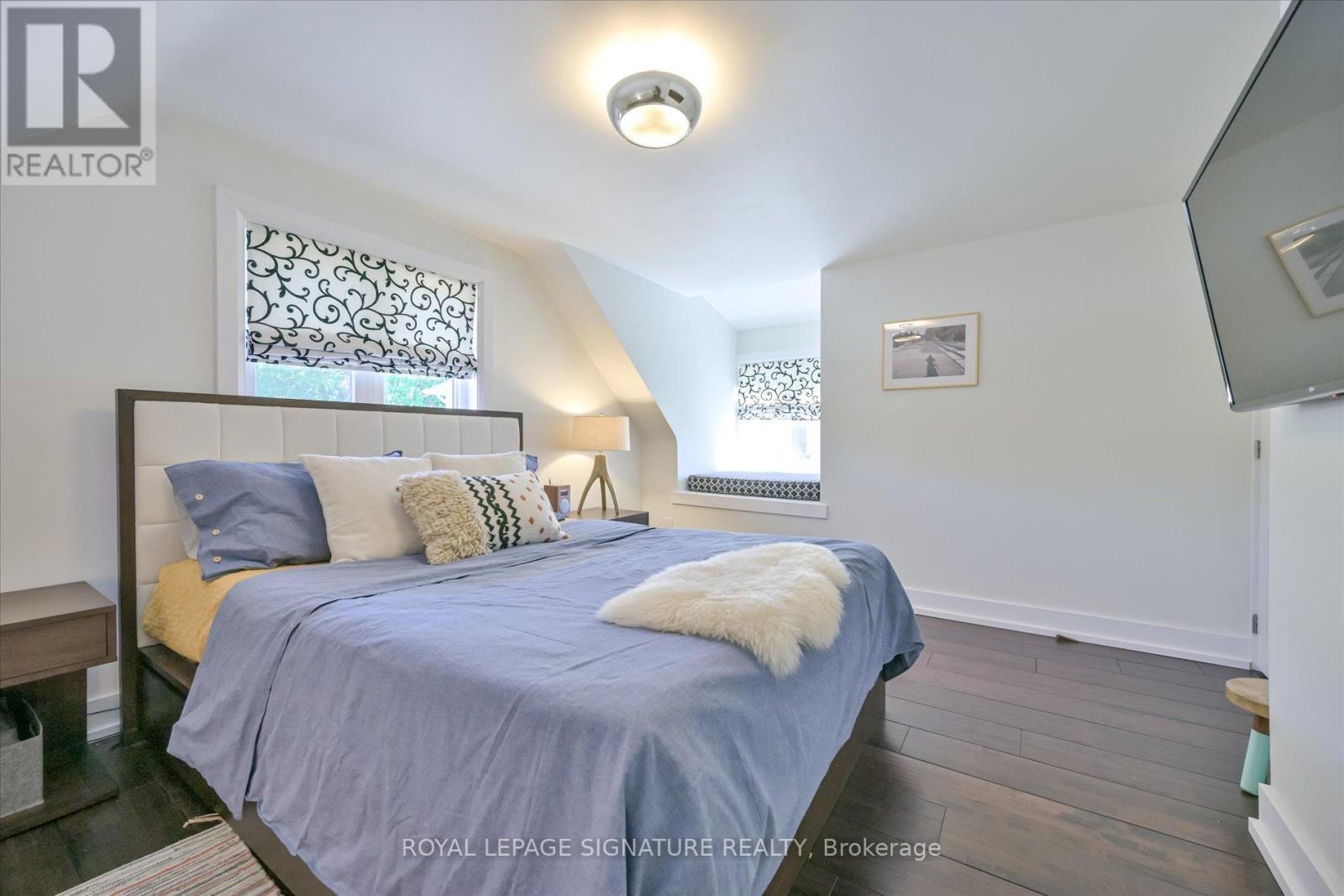 Photo 26 of 386 Allan Street, Oakville ON