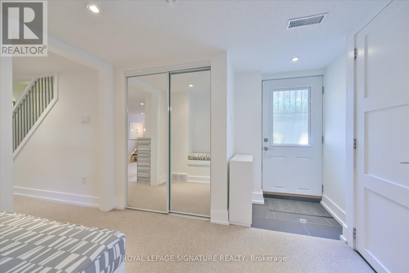 Photo 32 of 386 Allan Street, Oakville ON