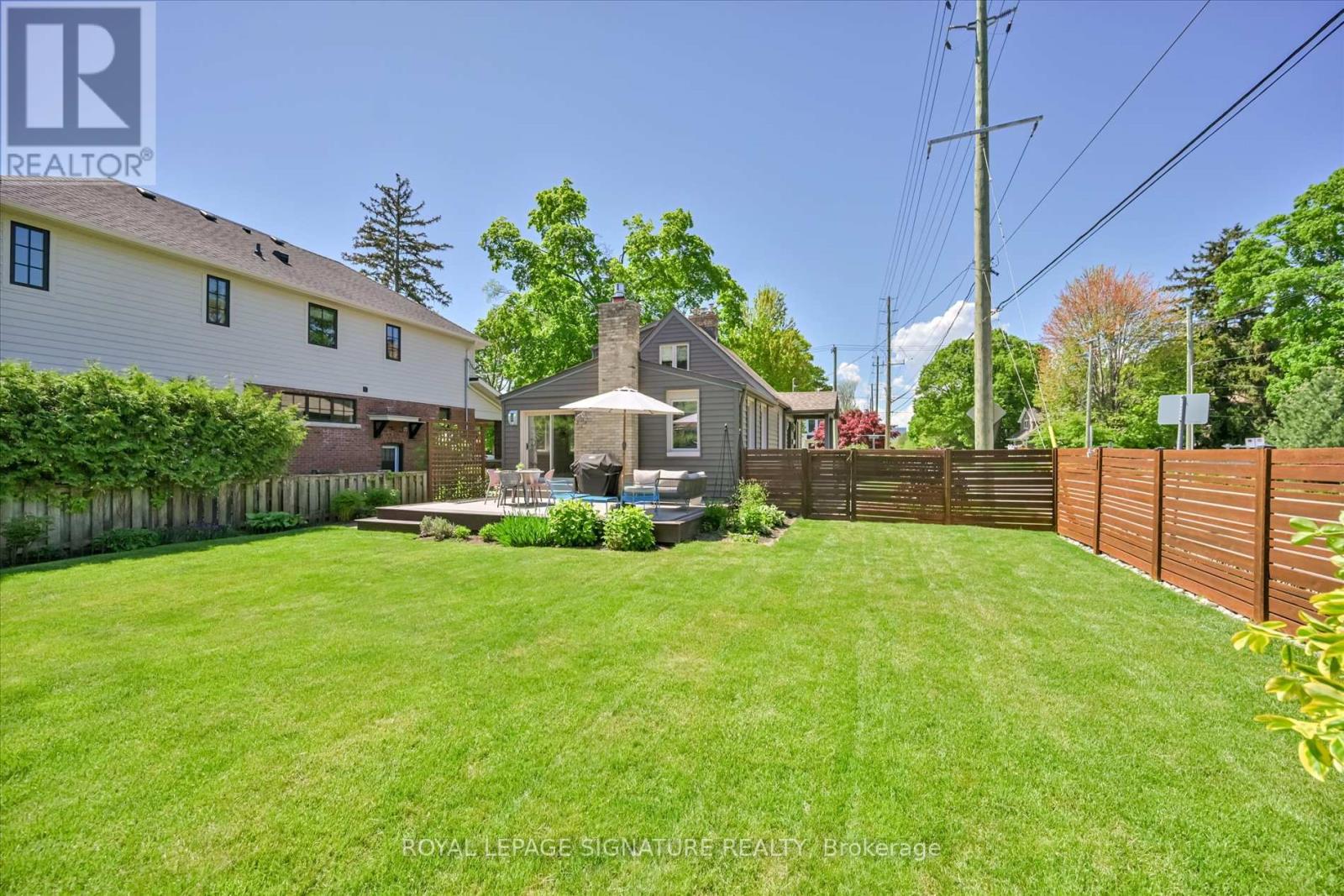 Photo 40 of 386 Allan Street, Oakville ON