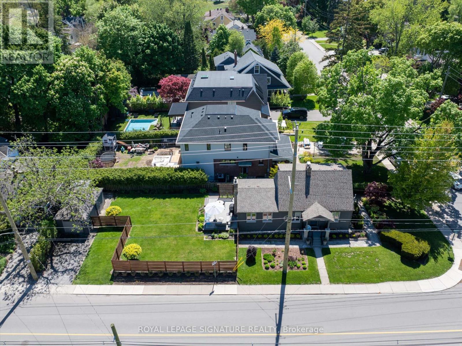 Photo 42 of 386 Allan Street, Oakville ON