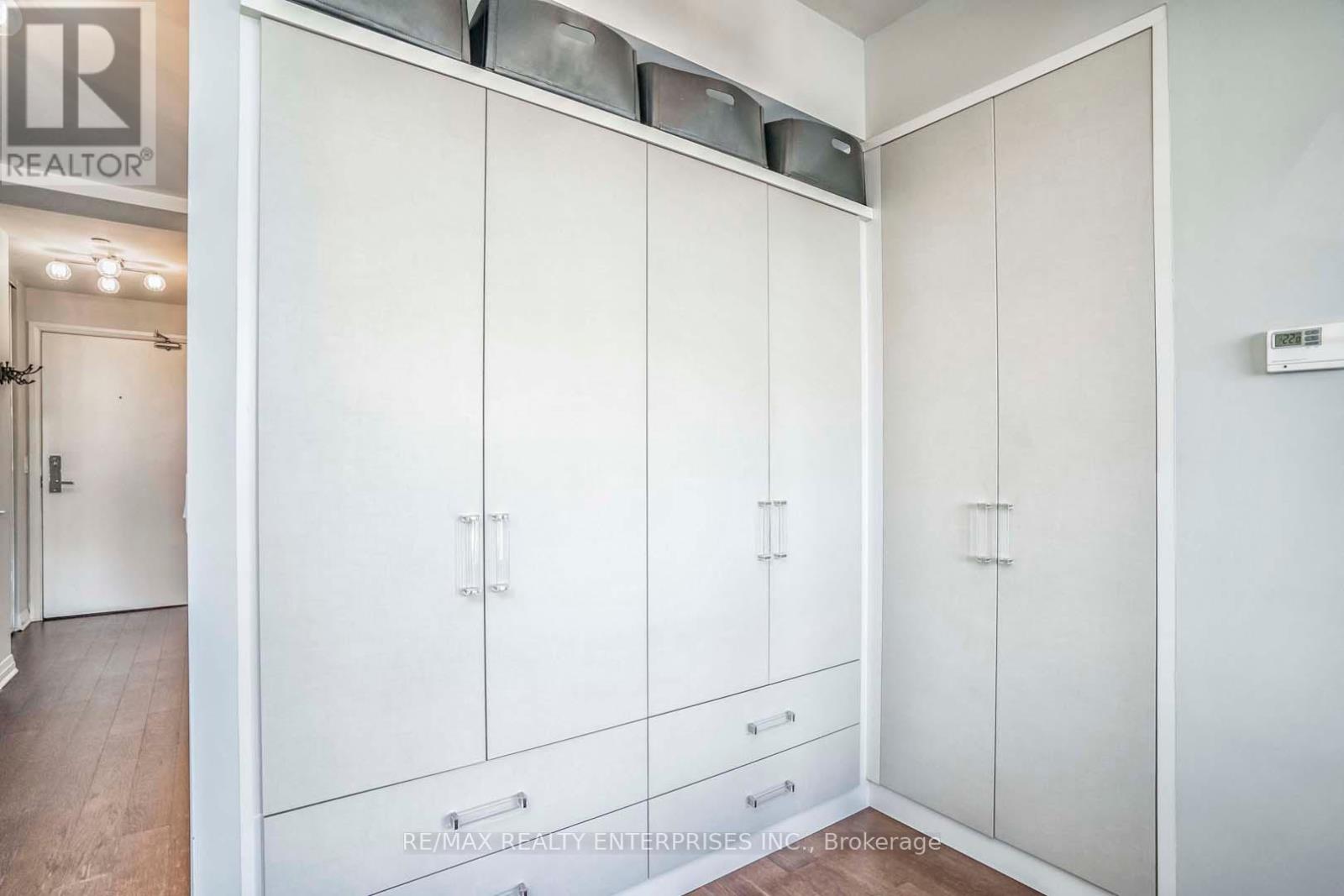 Photo 13 of 3101 59 Annie Craig Drive, Toronto ON