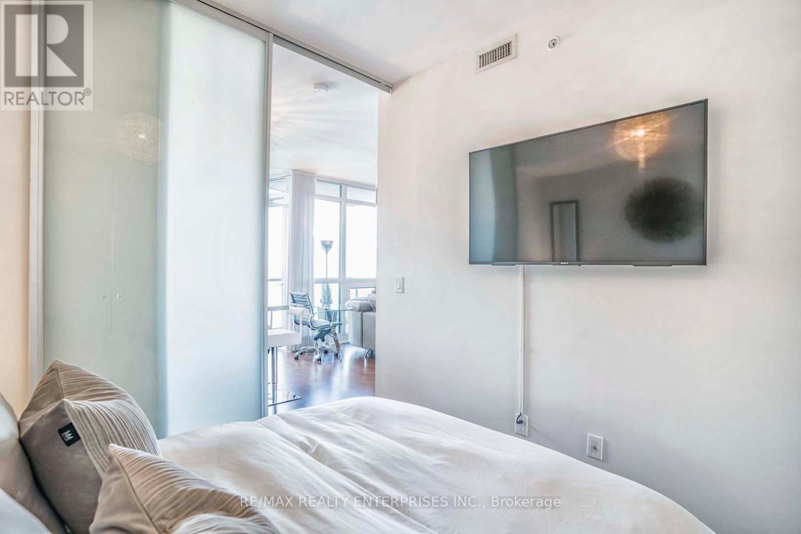 Photo 27 of 3101 59 Annie Craig Drive, Toronto ON
