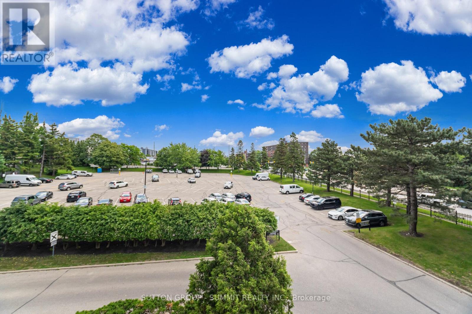 Photo 26 of 316 1333 Bloor Street, Mississauga ON