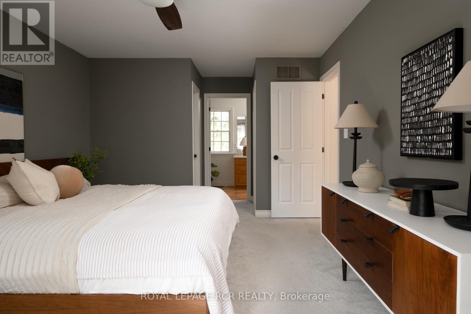 Photo 25 of 19215 Shaws Creek Road, Caledon ON