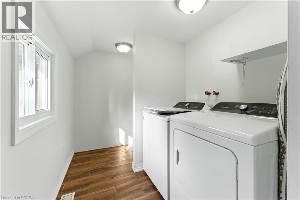 Photo 22 of 192 Brant Avenue, Brantford ON