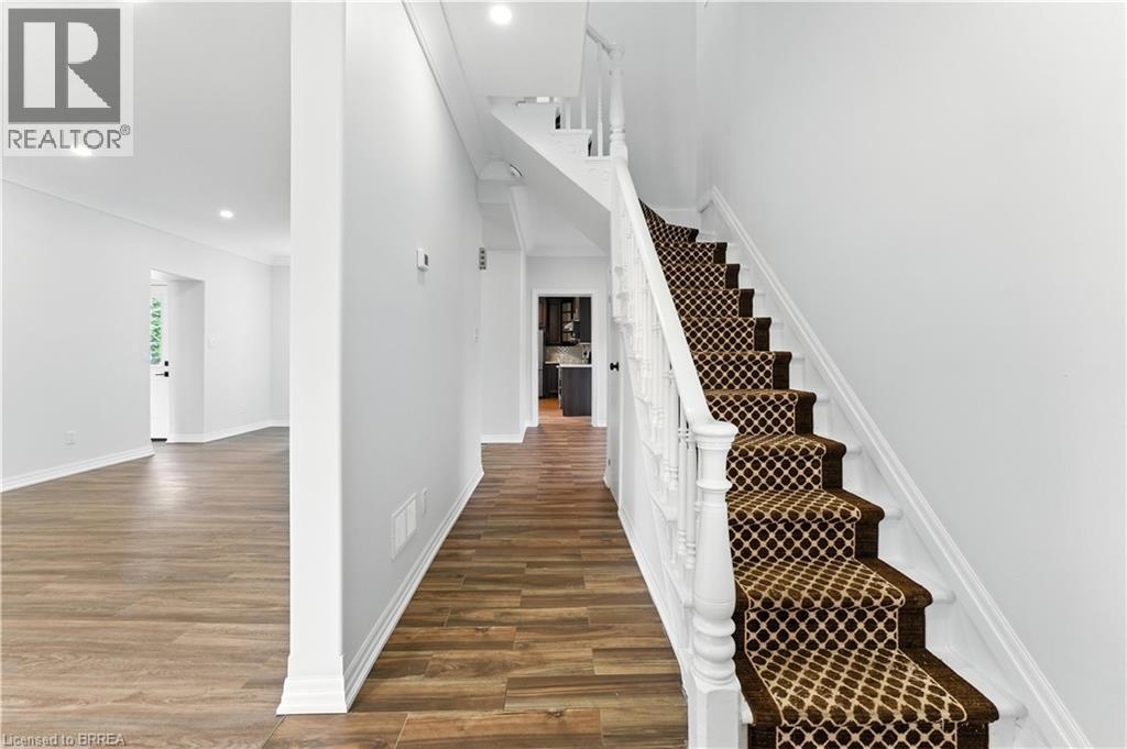 Photo 6 of 192 Brant Avenue, Brantford ON
