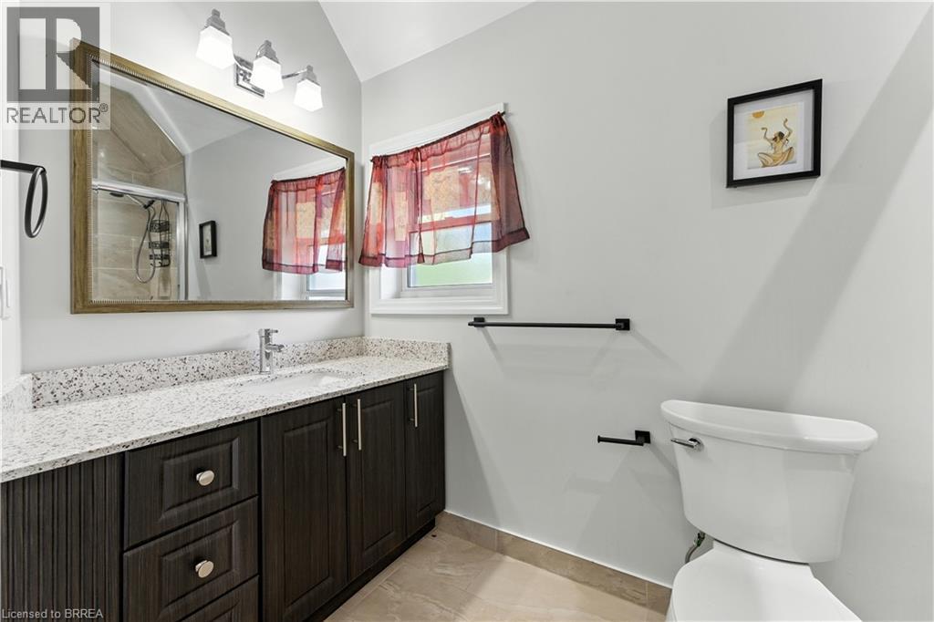 Photo 29 of 192 Brant Avenue, Brantford ON