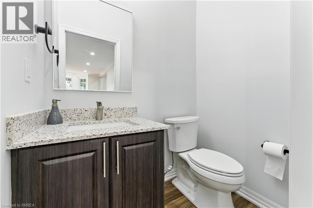 Photo 11 of 192 Brant Avenue, Brantford ON