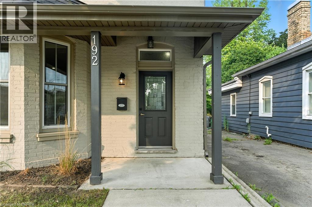 Photo 4 of 192 Brant Avenue, Brantford ON