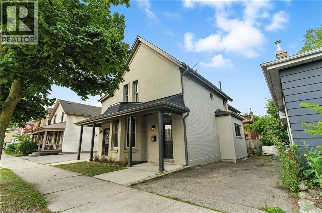 Photo 3 of 192 Brant Avenue, Brantford ON