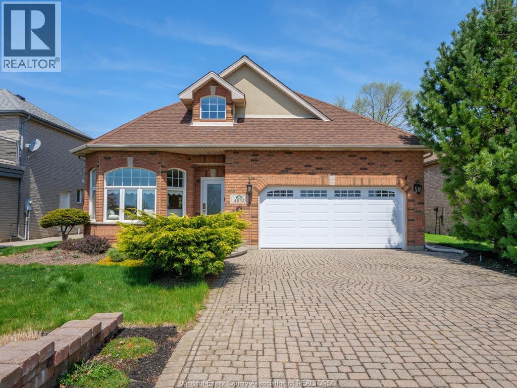 Photo 2 of 4832 Southwood Lakes Boulevard, Windsor ON