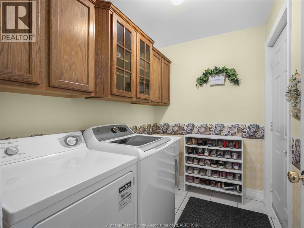 Photo 21 of 4832 Southwood Lakes Boulevard, Windsor ON