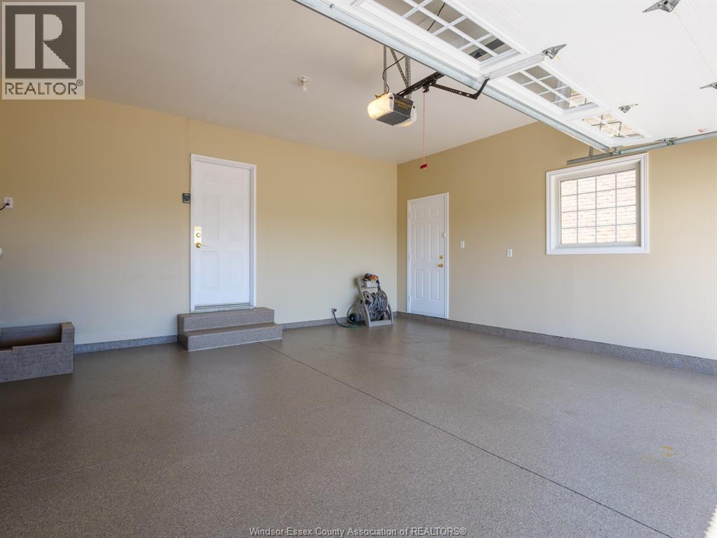 Photo 22 of 4832 Southwood Lakes Boulevard, Windsor ON