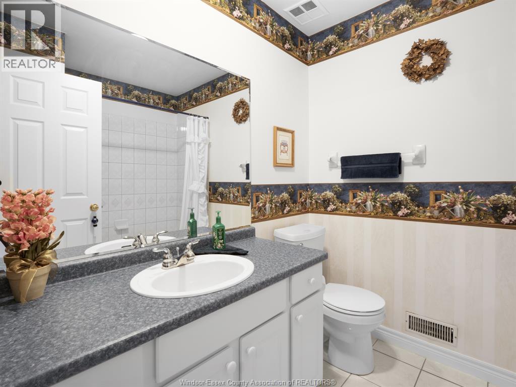 Photo 29 of 4832 Southwood Lakes Boulevard, Windsor ON