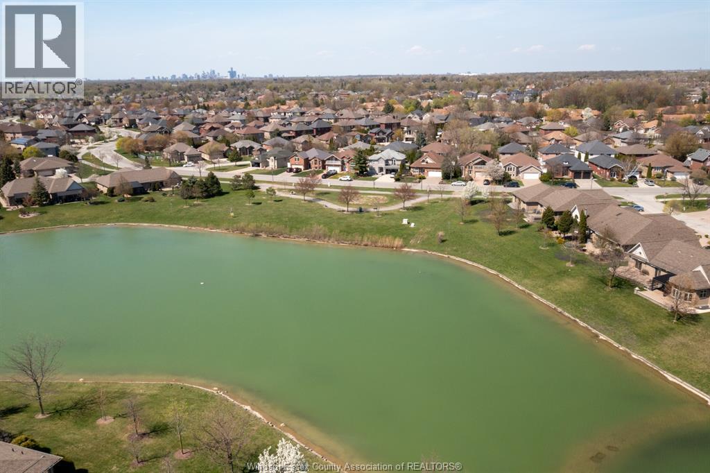Photo 49 of 4832 Southwood Lakes Boulevard, Windsor ON