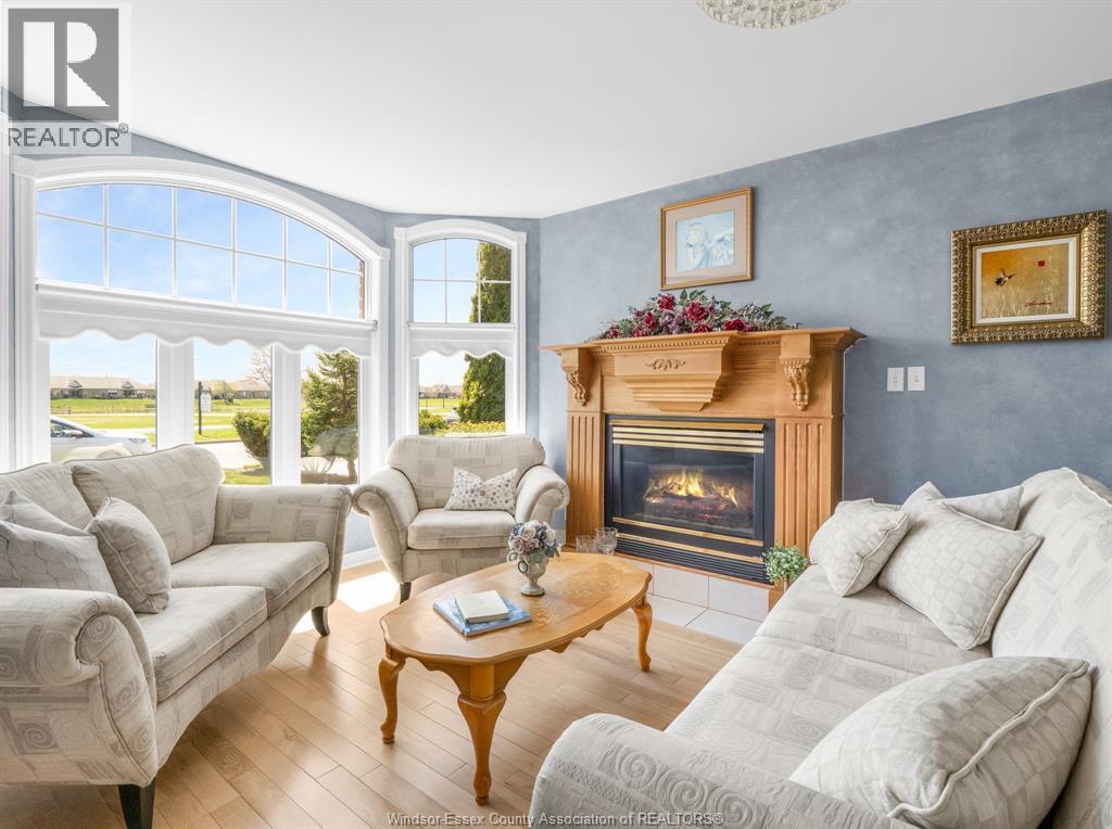 Photo 7 of 4832 Southwood Lakes Boulevard, Windsor ON