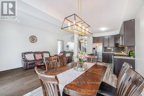 Photo 15 of 24 Kingsborough Drive, Hamilton ON