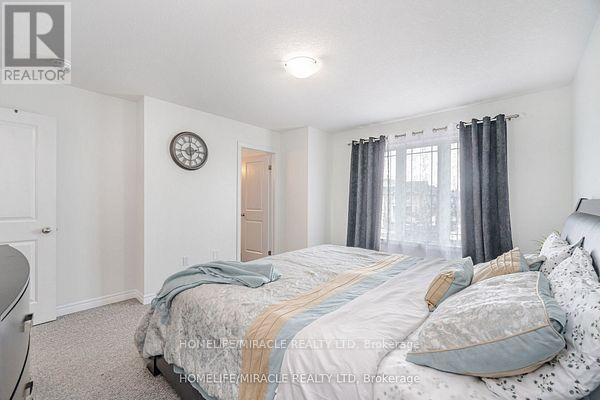 Photo 24 of 24 Kingsborough Drive, Hamilton ON