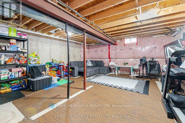 Photo 34 of 24 Kingsborough Drive, Hamilton ON