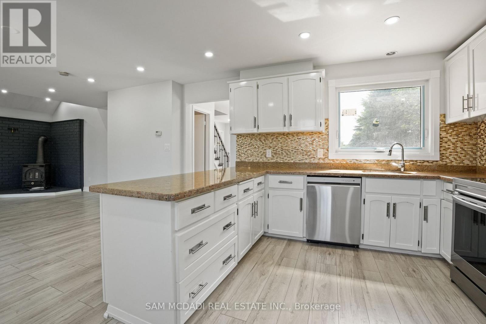 Photo 16 of 5745 Fourth Line, Guelph Eramosa ON