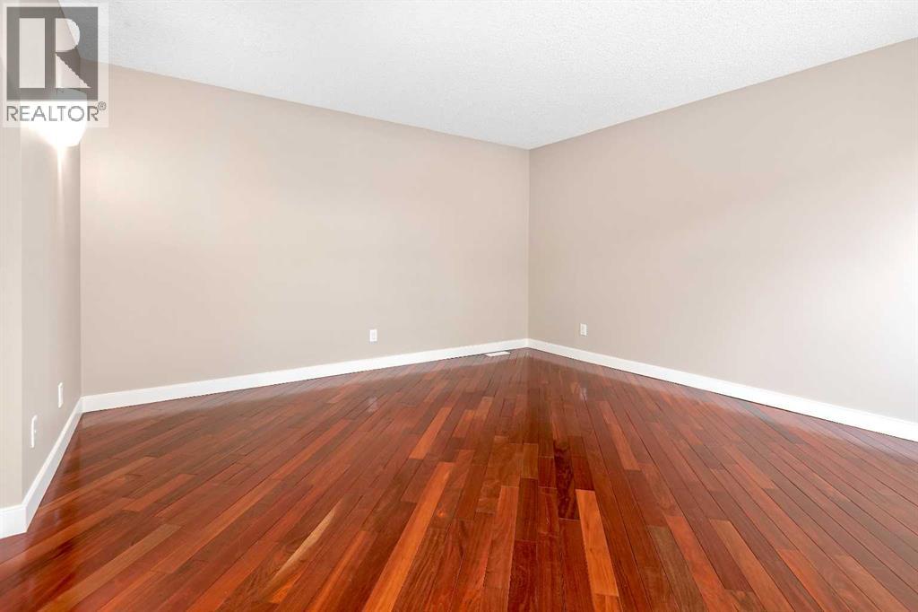 Single Family House for Sale in   Falconridge Drive NE Falconridge Calgary 