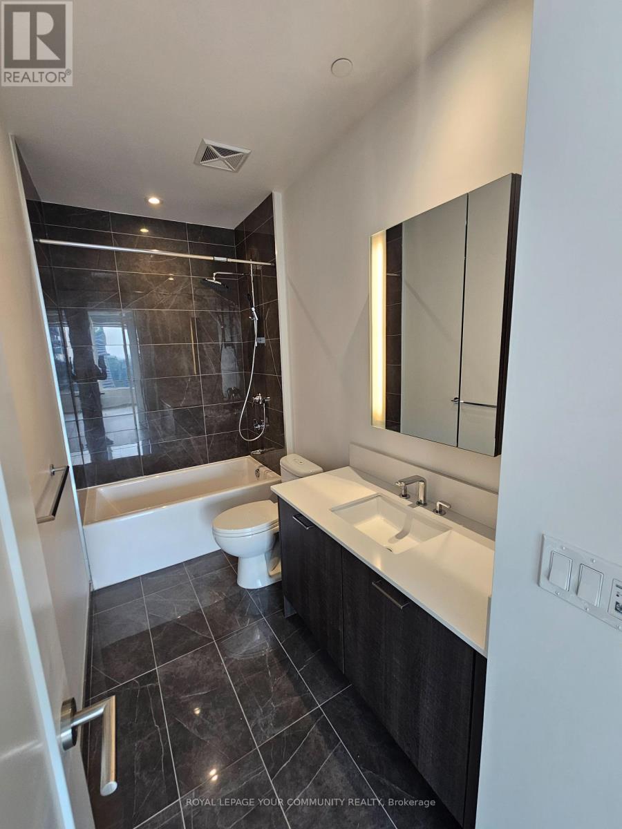 Photo 10 of 6402 10 York Street, Toronto ON
