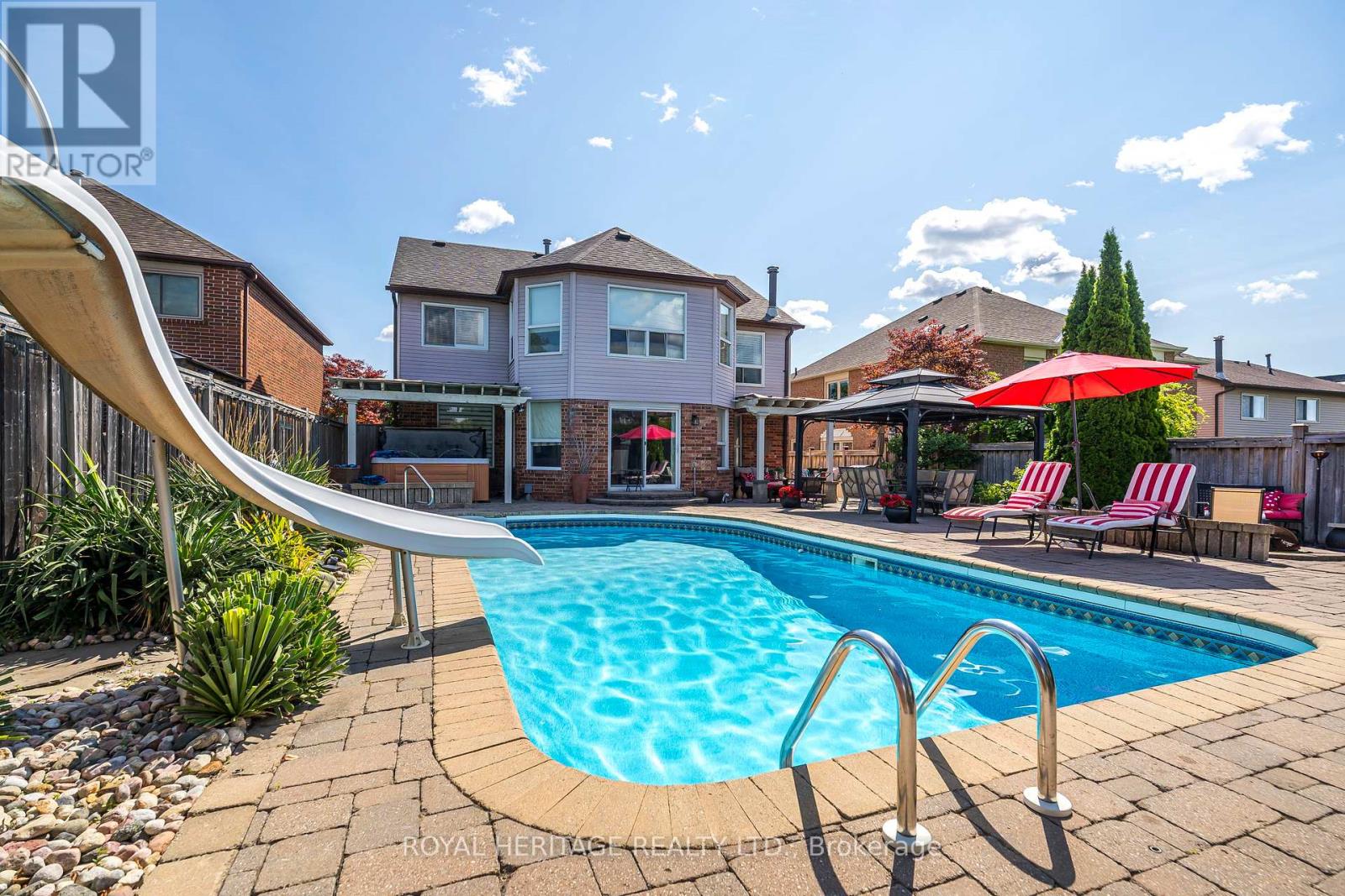 Photo 40 of 756 Stonepath Circle, Pickering ON