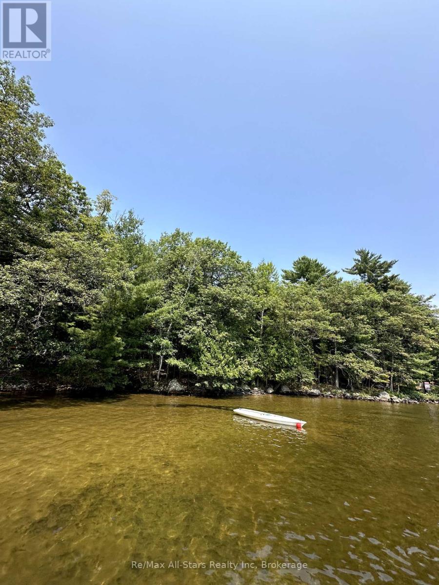 Photo 1 of 504 Bigwin Island, Lake Of Bays ON