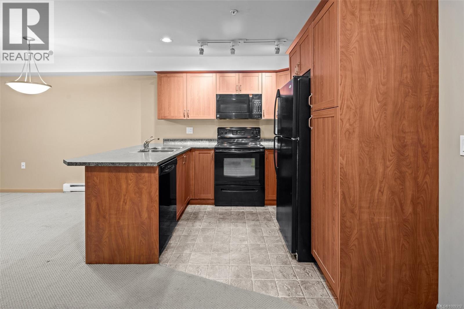 102 655 Goldstream Avenue, Langford