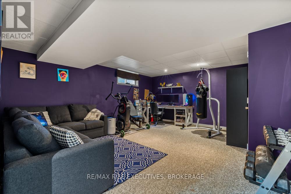 Photo 28 of 105 Mckeown Crescent, Loyalist ON