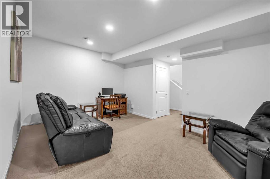 Single Family House for Sale in  Carringsby Avenue NW Carrington Calgary 