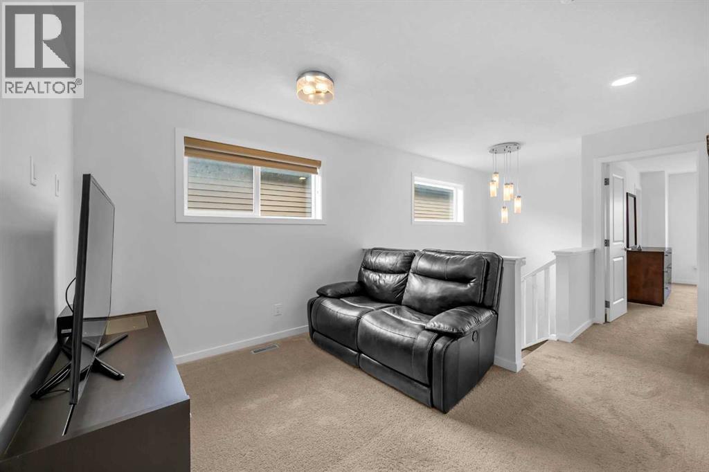 Single Family House for Sale in  Carringsby Avenue NW Carrington Calgary 