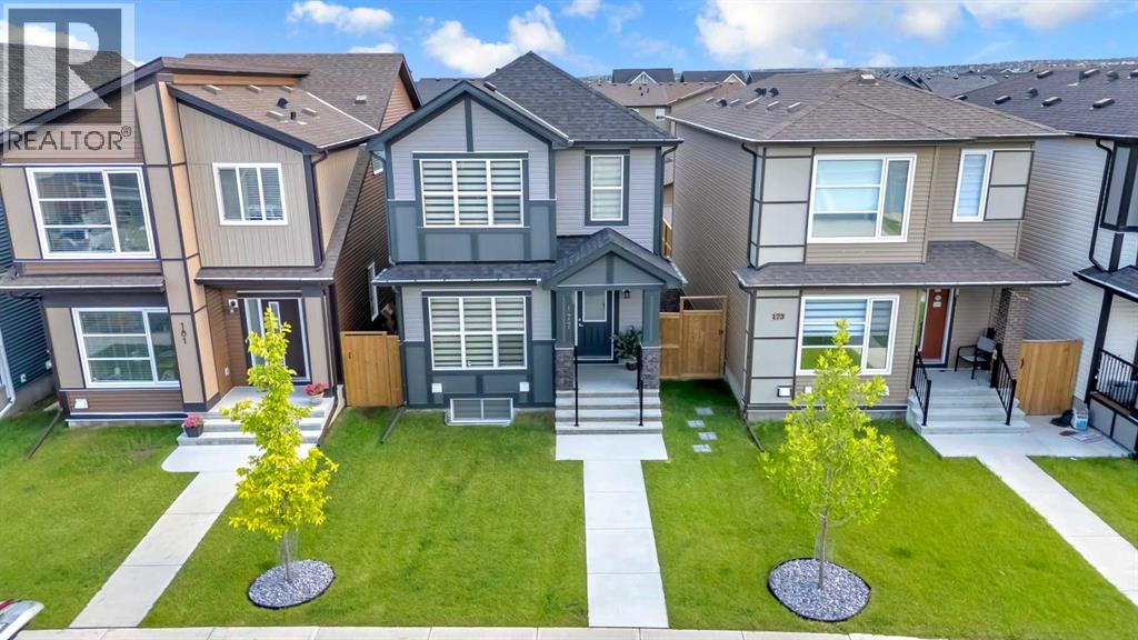 Single Family House for Sale in  Carringsby Avenue NW Carrington Calgary 