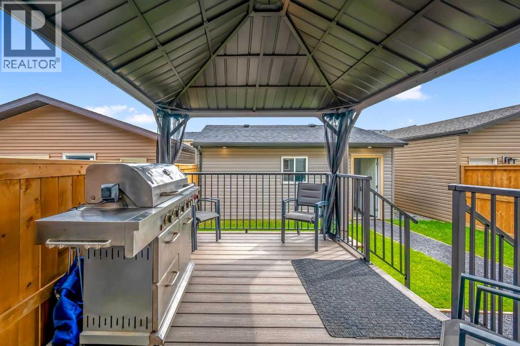 Single Family House for Sale in  Carringsby Avenue NW Carrington Calgary 