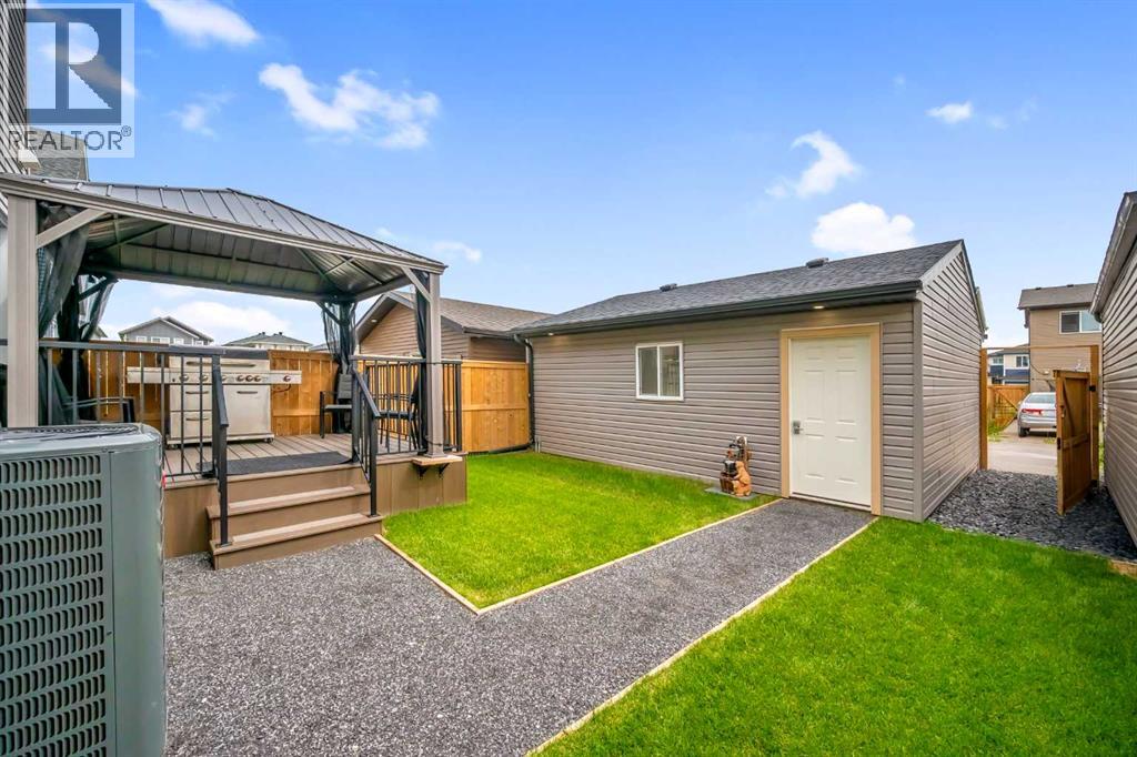 Single Family House for Sale in  Carringsby Avenue NW Carrington Calgary 