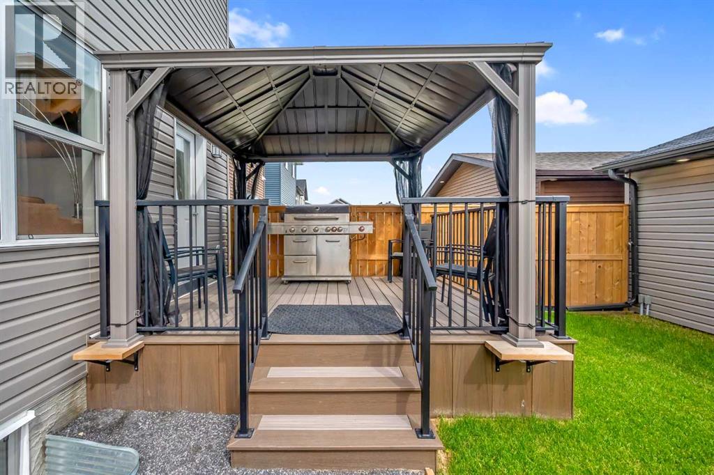 Single Family House for Sale in  Carringsby Avenue NW Carrington Calgary 