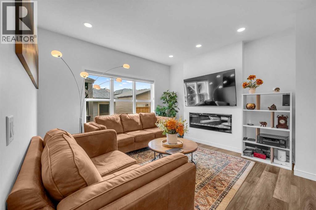 Single Family House for Sale in  Carringsby Avenue NW Carrington Calgary 