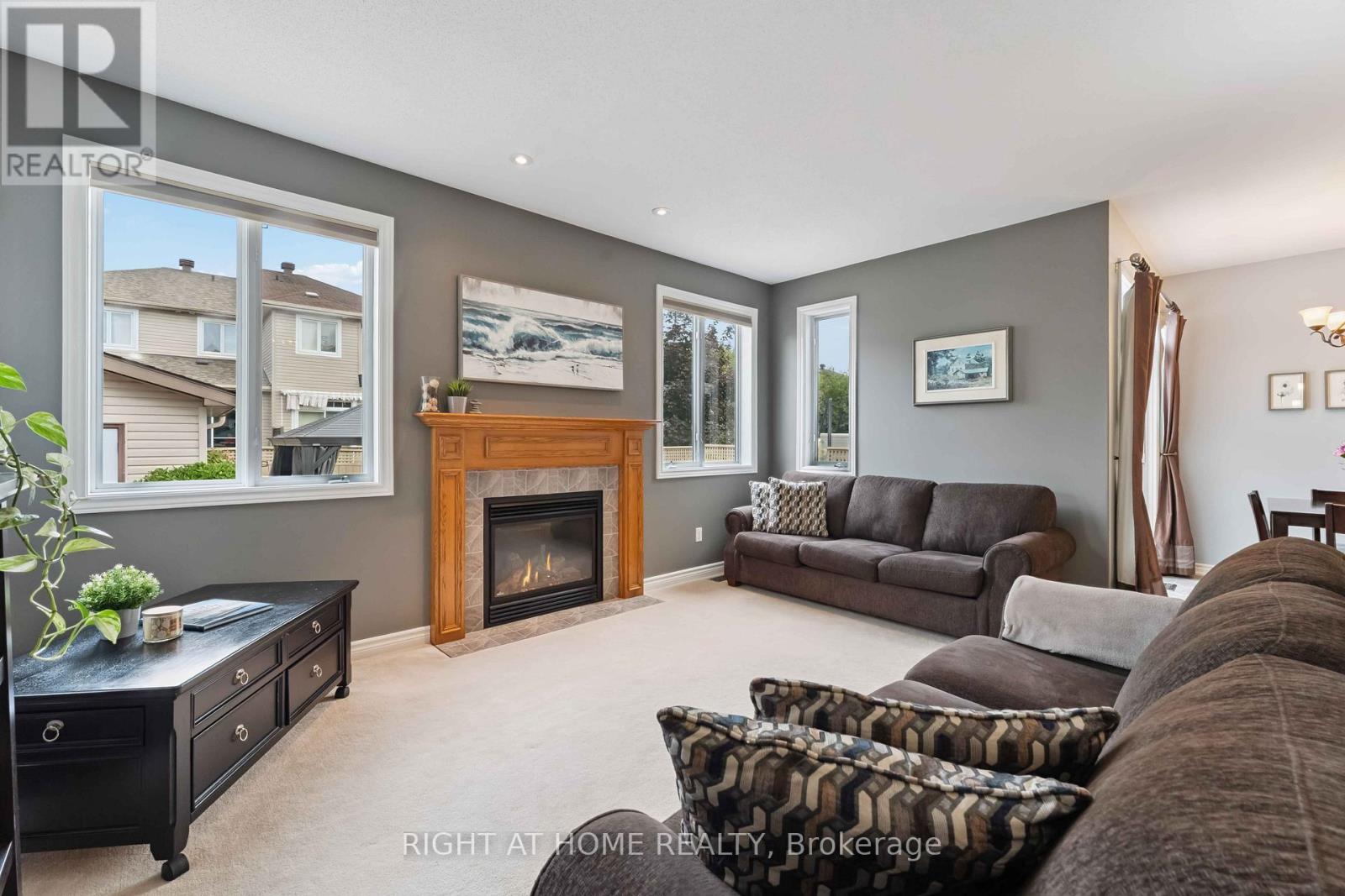 Photo 37 of 220 Celtic Ridge Crescent, Ottawa ON