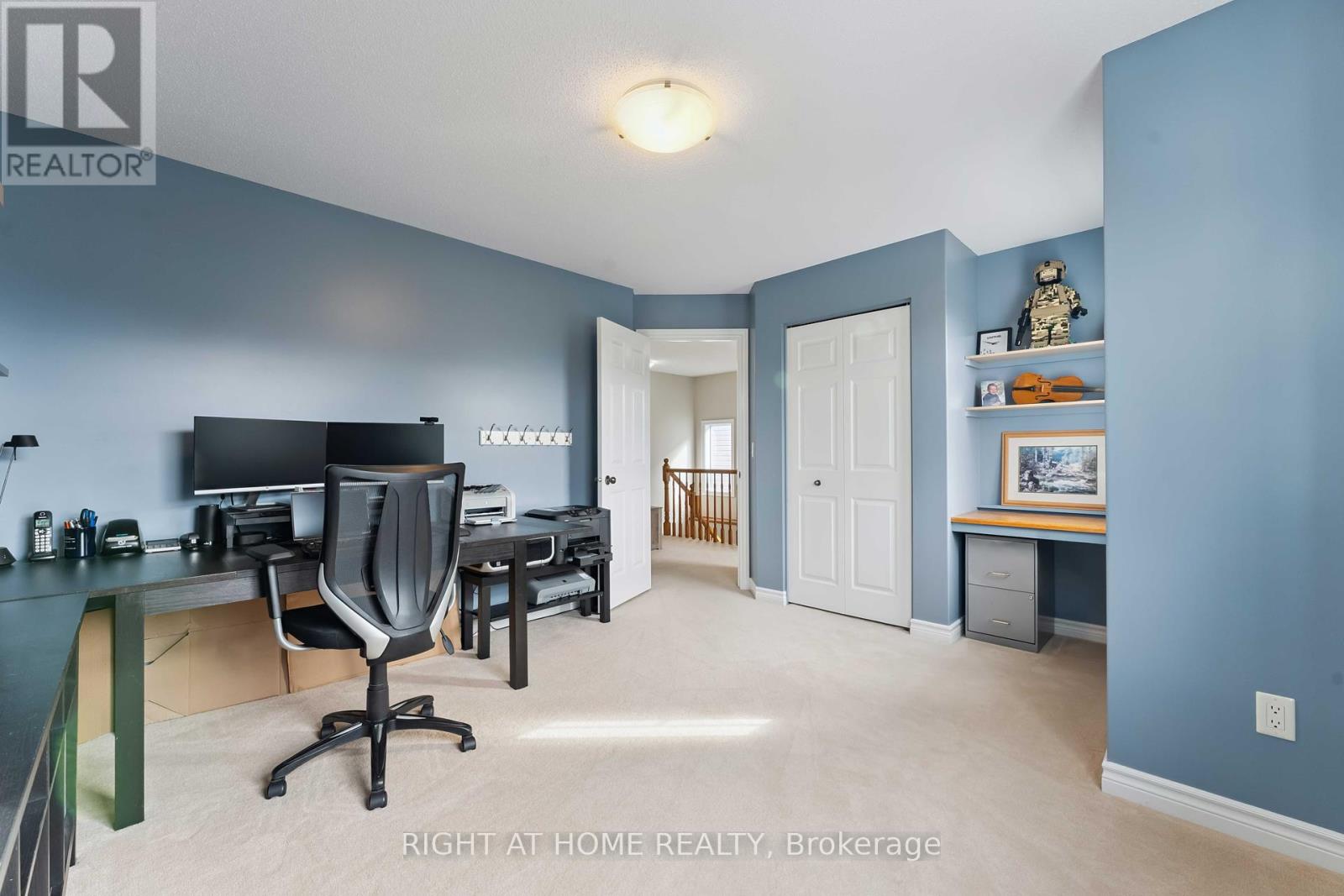 Photo 14 of 220 Celtic Ridge Crescent, Ottawa ON