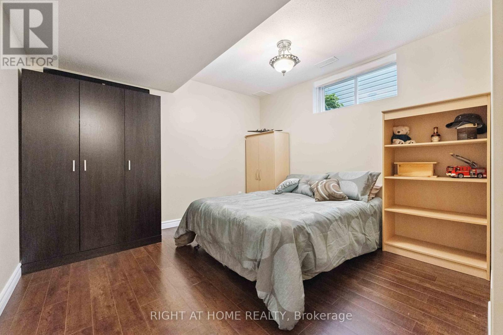 Photo 28 of 220 Celtic Ridge Crescent, Ottawa ON