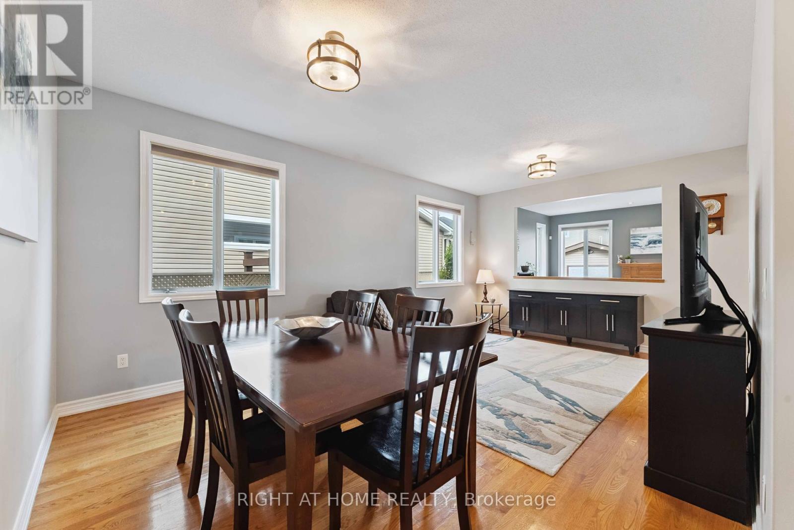 Photo 21 of 220 Celtic Ridge Crescent, Ottawa ON
